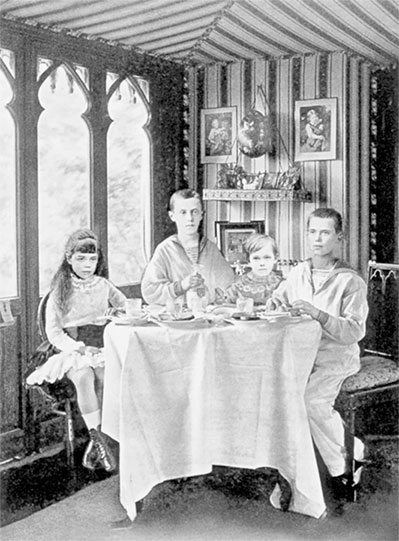 Императорская кухня. XIX – начало XX века. Повседневная жизнь Российского императорского двора
